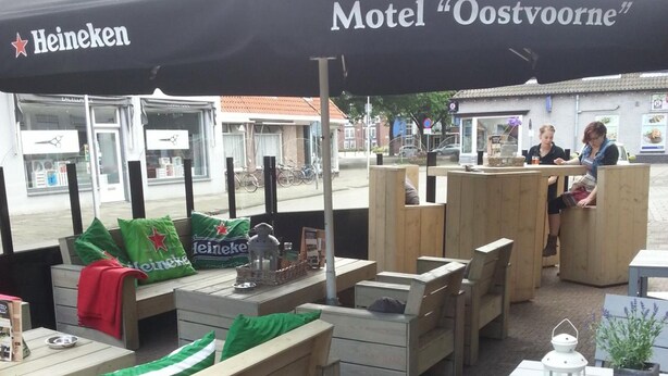 Terrace/patio - Motel Oostvoorne (Oostvoorne)