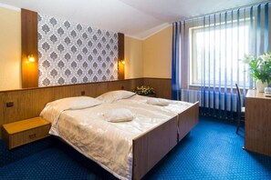Unclassified image, 4 of 17, button - Hotel Victoria (Szczecin)