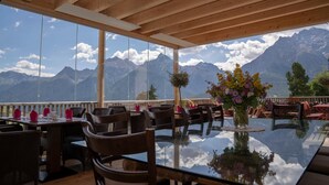 View from property - Hotel Bellavista Ftan (Scuol)