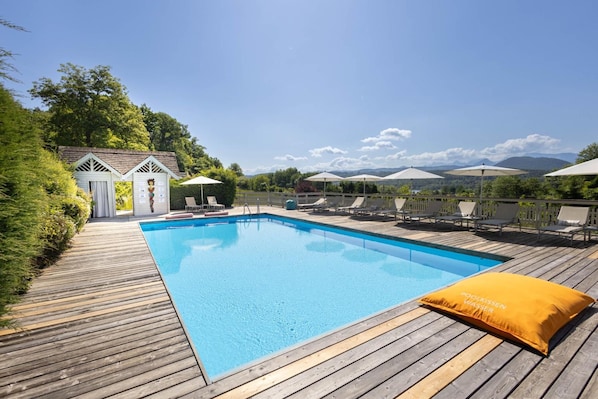 View from property - Hotel Garni Wurzer (Velden am Wörther See)