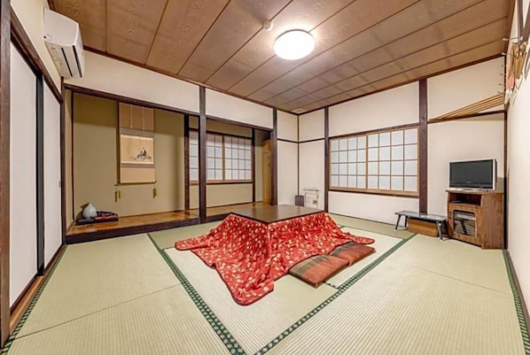 Unclassified image, 1 of 48, button - Lodge Amenouo (Myoko)