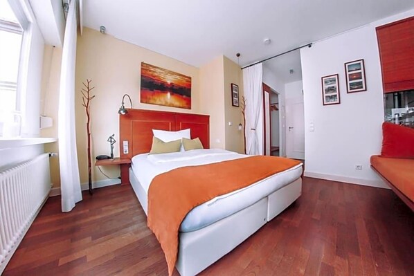 Unclassified image, 1 of 15, button - Hotel Zum Ochsen (Oberstenfeld)