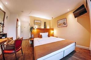 Unclassified image, 4 of 15, button - Hotel Zum Ochsen (Oberstenfeld)