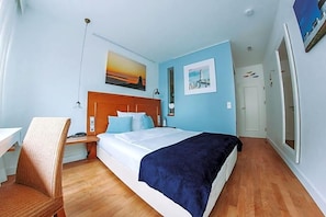 Unclassified image, 5 of 15, button - Hotel Zum Ochsen (Oberstenfeld)