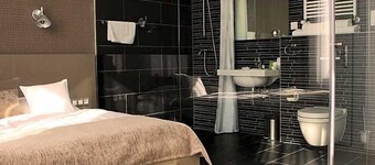 Hotel Lev