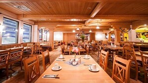 Lobby - Resort Hotel Bispingen Superior (Bispingen)