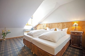 Room - Die Post Landgasthof Aufkirchen (Berg)