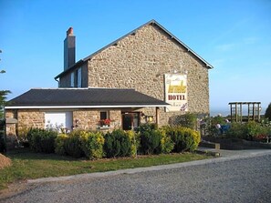 Lobby - Les Hermelles (Champeaux)