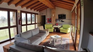 Lobby - Ostello Molino Di Basso (Torre Pallavicina)