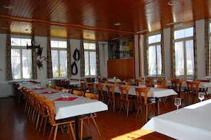 View from property - Speiserestaurant Traube (Küttigen)