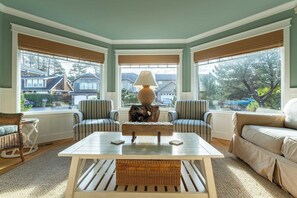 Lobby - Truly A Treasure By Avantstay Walk To Beach Patio (Manzanita)