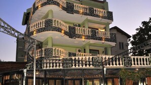 Quang cảnh nhìn từ nơi lưu trú