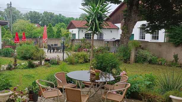 View from property - Gasthaus Schwarzer Adler (Sankt Andrae-Woerdern)