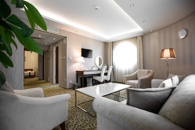 Elixv R Medical Wellness Hotel