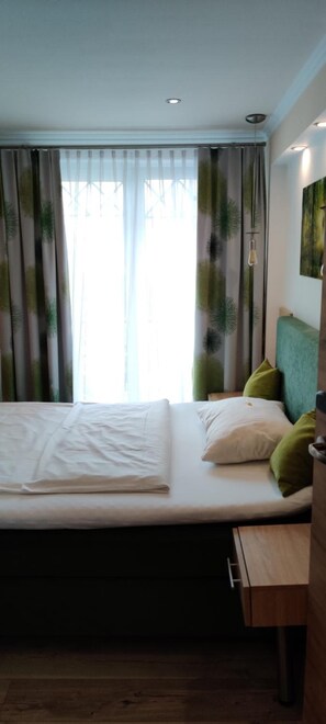 Room - Pension Wachau (Klagenfurt am Woerthersee)