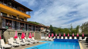 View from property - Family Hotel Enica (Teteven)