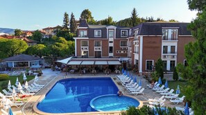 View from property - Chateau Montagne Hotel Troyan (Troyan)