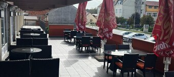 Hotel Gari A