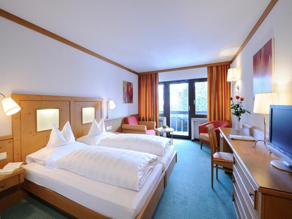 View from property - Cresta Alpin Sport Hotel (Lech am Arlberg)