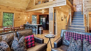 Lobby - Creekside Manor 3 Bedroom Cabin By Redawning (Gatlinburg)