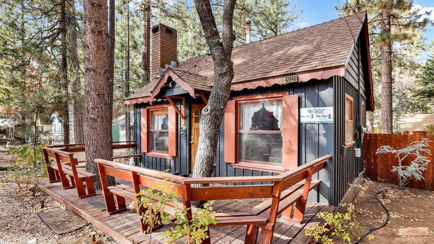 Room - Bear Paw Cottage #2395 (Big Bear Lake)