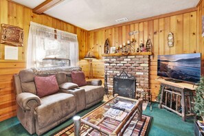 Room - Bear Paw Cottage #2395 (Big Bear Lake)