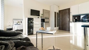 Unclassified image, 4 of 58, button - Aparthotel Koroni Home (Raszyn)