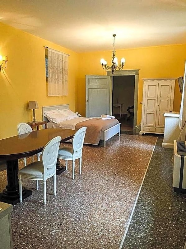 Unclassified image, 1 of 63, button - Relais Real Collegio (Noli)