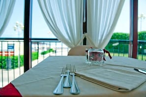 Unclassified image, 4 of 26, button - Hotel Cristallo (Fano)