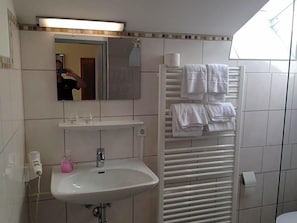Room - Hotel Sonnenhof (Thannhausen)