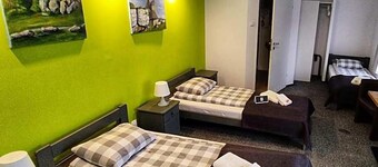 Rj Hotel