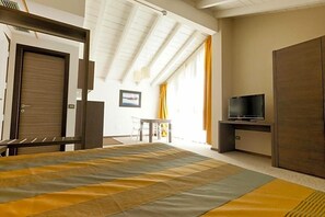 Room - Locanda Sant Ambrogio (Reggio nell'Emilia)