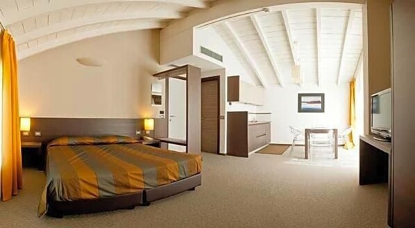 Room - Locanda Sant Ambrogio (Reggio nell'Emilia)