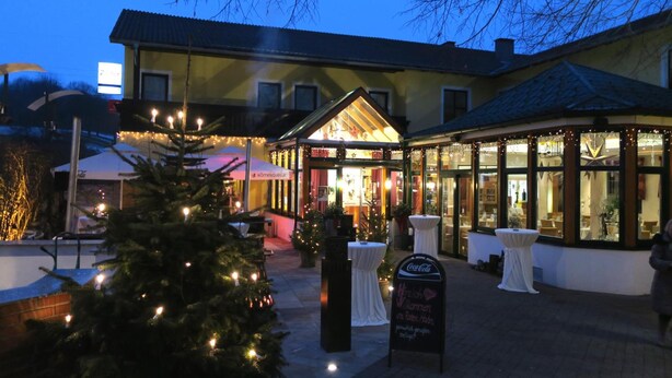 Unclassified image, 1 of 40, button - "hotel Restaurant Böck ""roter Hahn""" (St. Pölten)