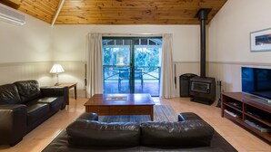 View from property - Bushy Lake Chalets (Margaret River)