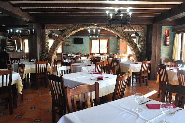 Unclassified image, 1 of 20, button - Hotel Restaurante La Parra (Ribadedeva)