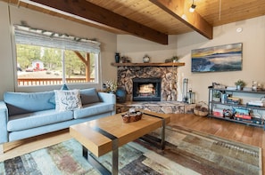 Room - Five Pines (Big Bear Lake)
