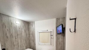 Unclassified image, 5 of 27, button - Class'eco Chambly (Chambly)