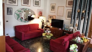 Unclassified image, 2 of 35, button - Albergo Le Rose (Pistoia)
