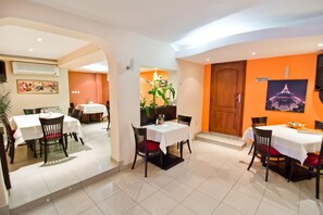 View from property - Family Hotel Victoria Gold (Mineralni Bani)