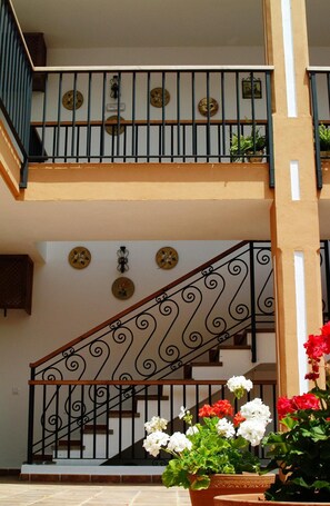 Ảnh chưa phân loại, 5 trong số 58 ảnh, nút