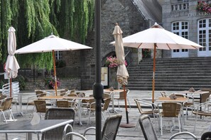 View from property - Cafe Hotel Du Theatre (Dinan)