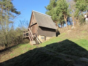 Unclassified image, 4 of 19, button - Rybárská Chata U Sumce (Stribro)