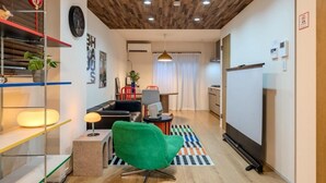 Living area - NIKYO DonHaus Private Villa OSAKA (Osaka city,Taisho-ku)