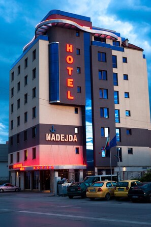 Exterior - Nadejda Hotel (Sofia)