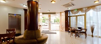 Nadejda Hotel