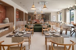 Dining - Hotel Molum (Sveti Filip i Jakov)