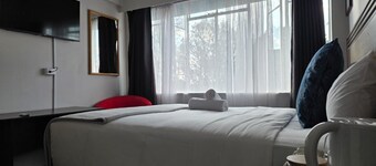 Drostdy Hotel In Springs
