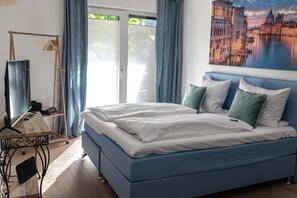 Unclassified image, 4 of 23, button - Vrbo Property (Kiefersfelden)