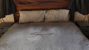 Internet, bed sheets